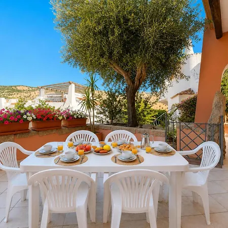 بيت للعطل Le Ginestre Two Bedroom 100 M From The